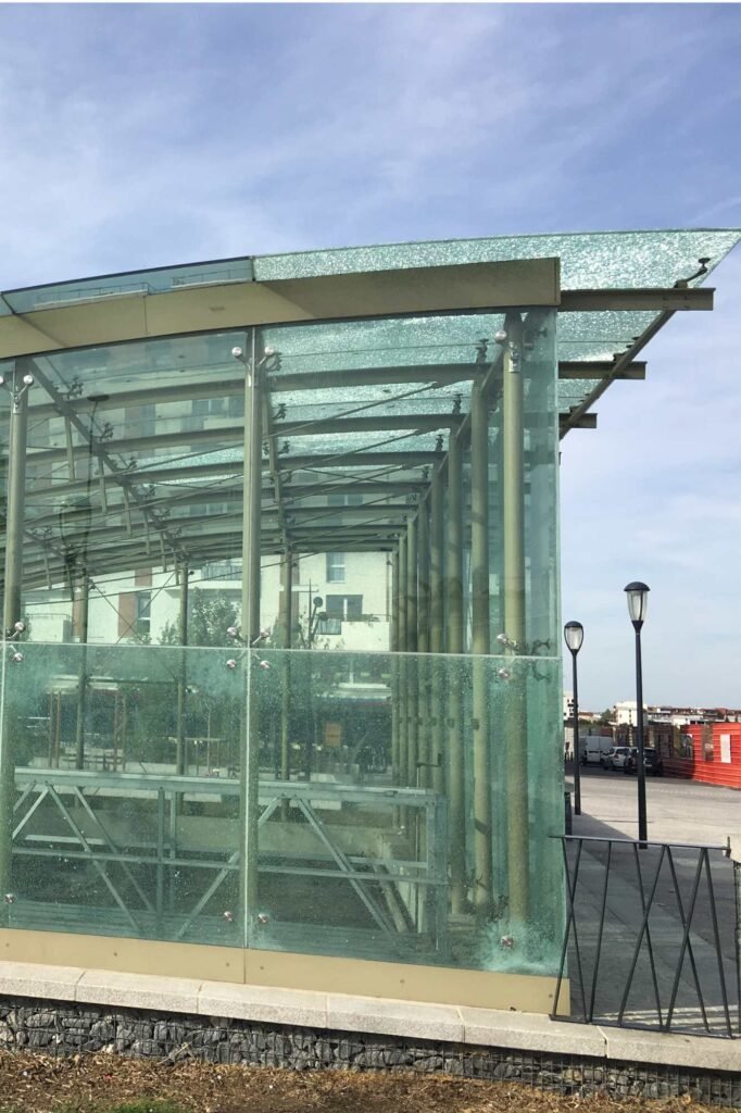 charpente metallique vitrée